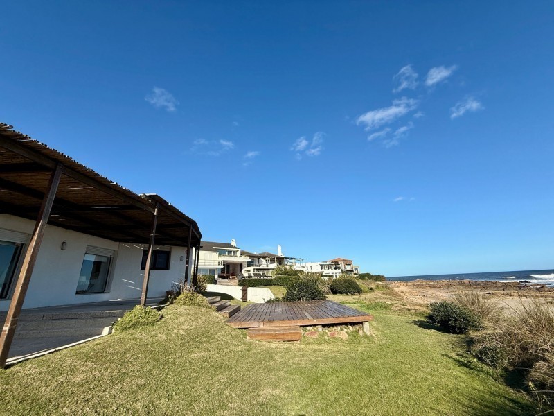 Casa en alquiler sobre la playa en La Posta del Cangrejo